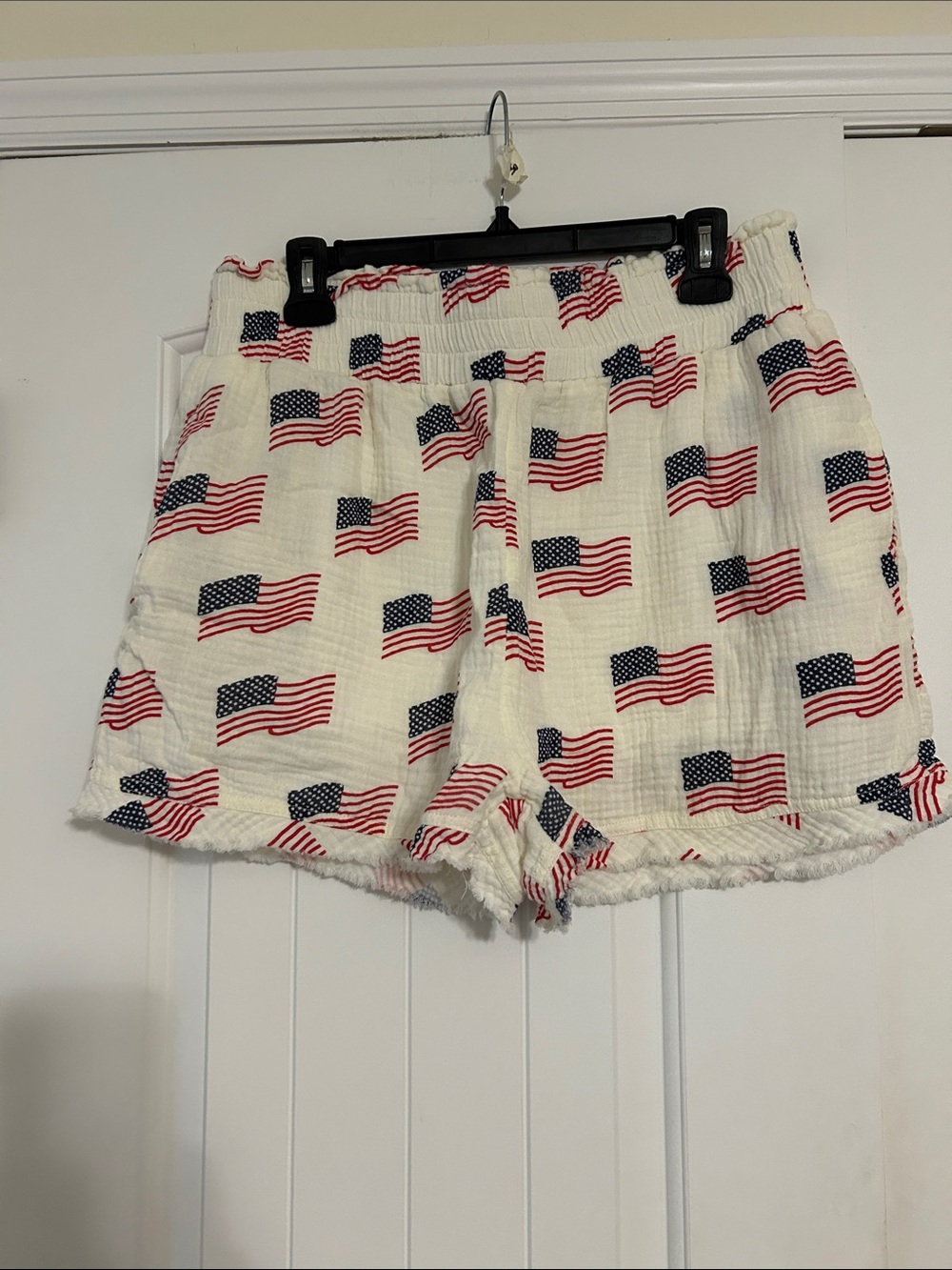 Pink Lily White American Flag Print Pull-On Shorts